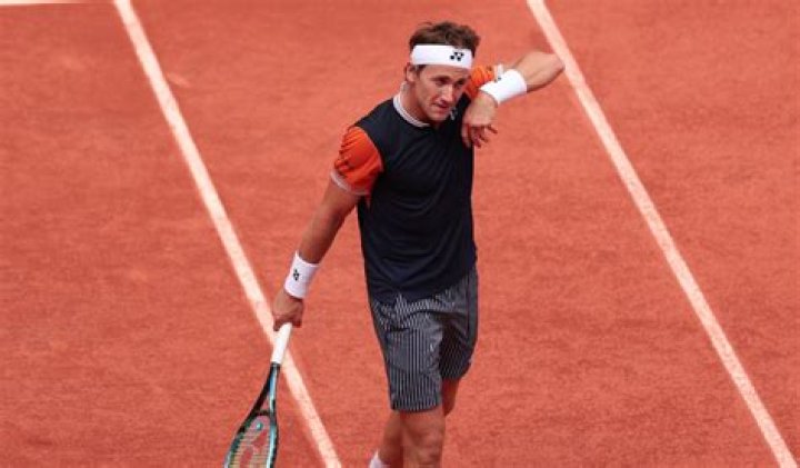Casper Ruud participates in 2023 French Open final