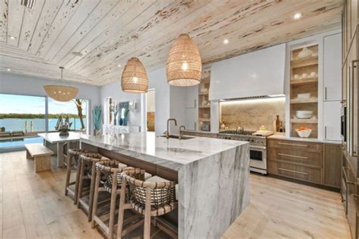 Coastal vibes kitchen designs Coastal vibes kitchen designs