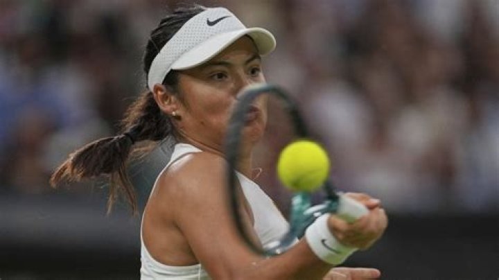Emma Raducanu frustrated