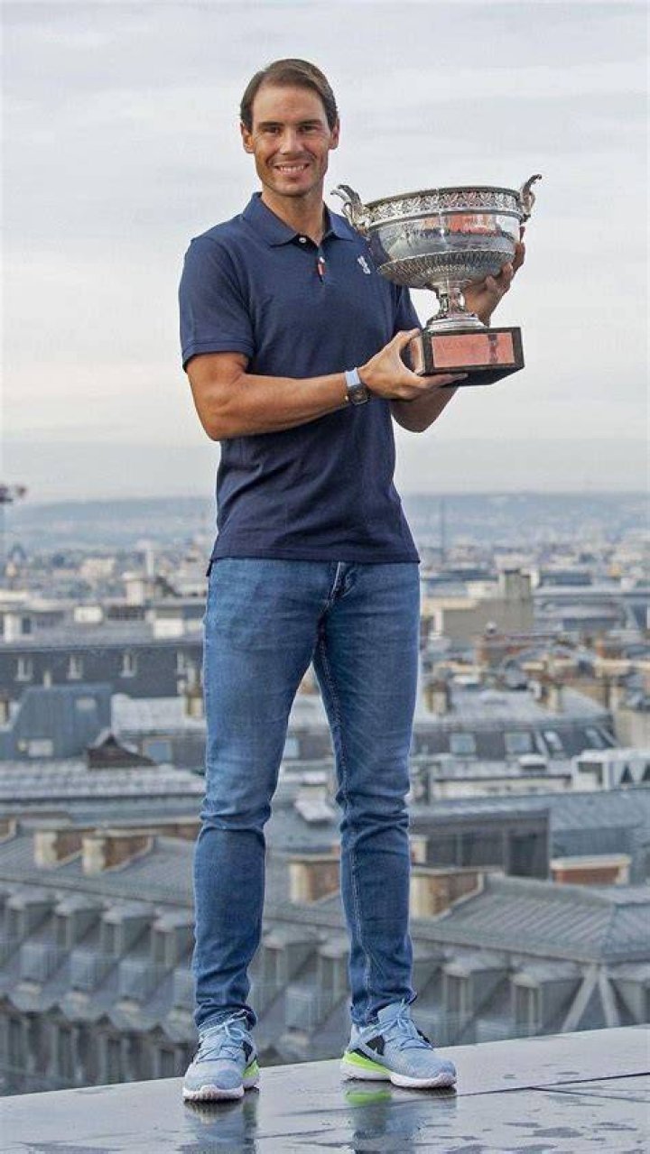 Rafael Nadal with French Open trophy